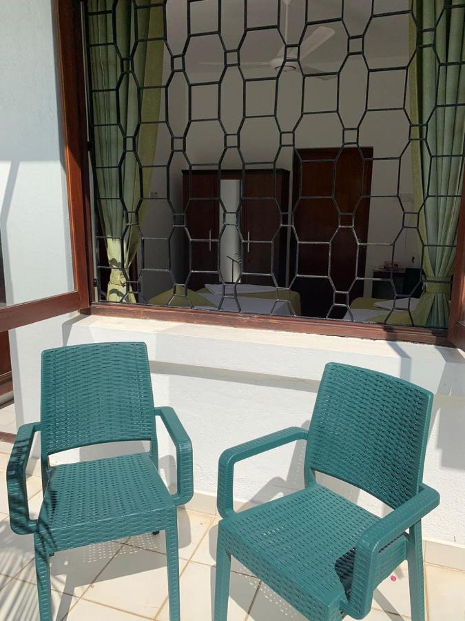 Elegance Oasis, Colombo 3 Hotel Exterior photo
